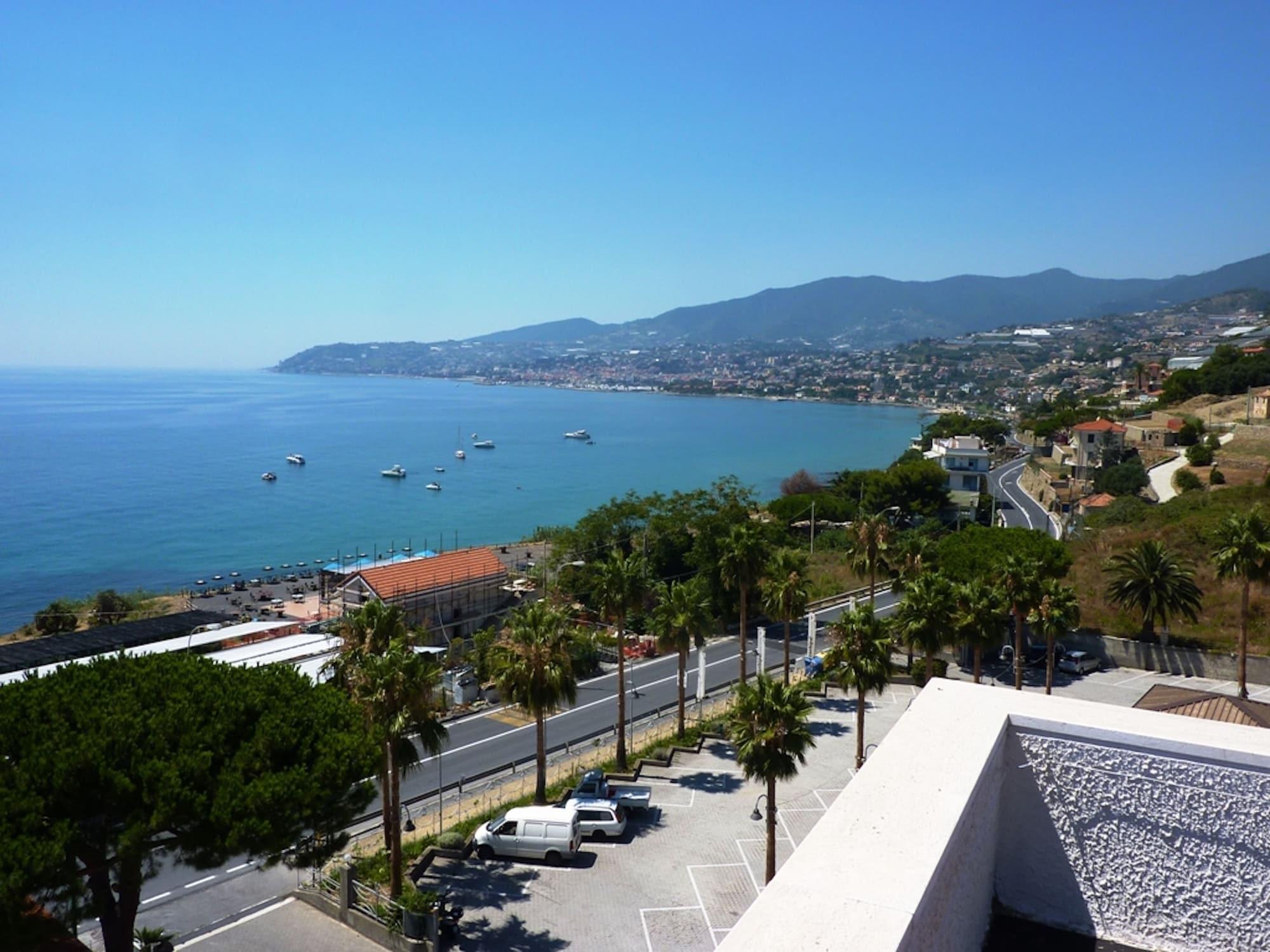 Hotel Ariston Montecarlo Sanremo Luaran gambar