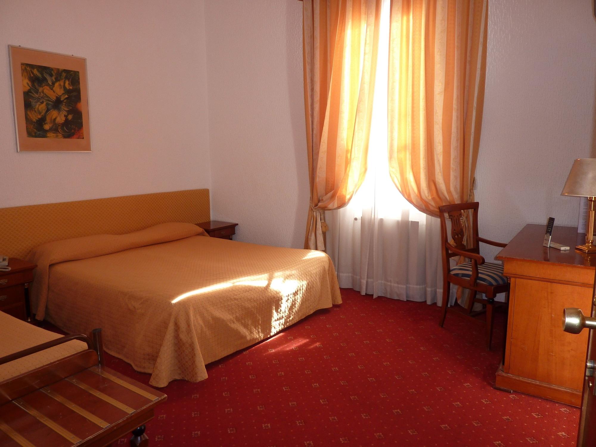 Hotel Ariston Montecarlo Sanremo Luaran gambar