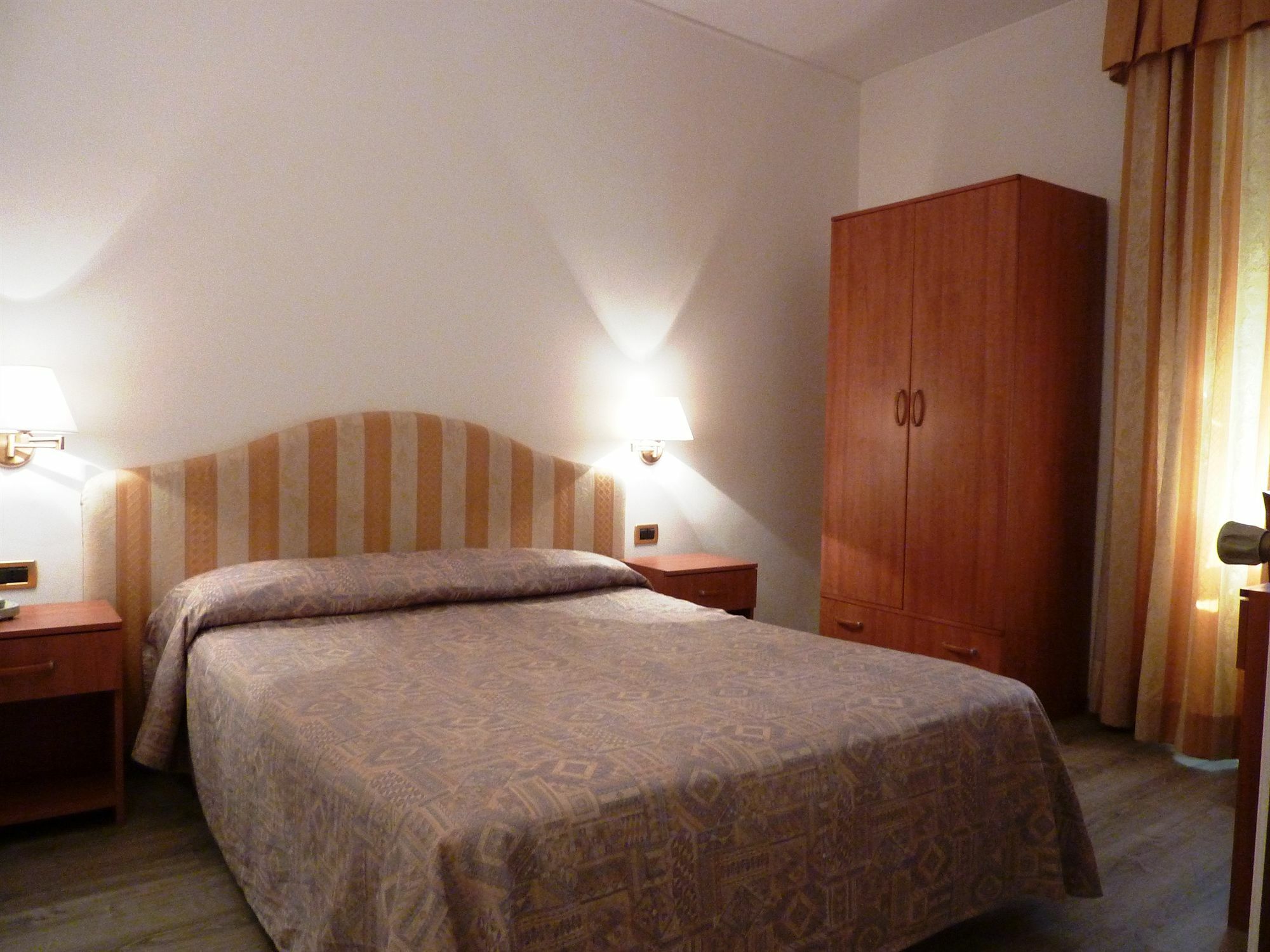 Hotel Ariston Montecarlo Sanremo Luaran gambar